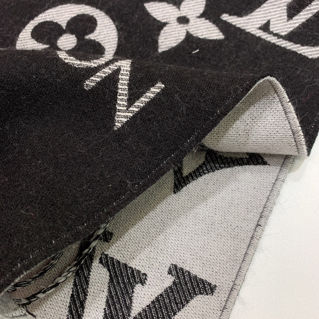 Louis Vuitton Logo Detail Scarf - 938387525 - Photo 8
