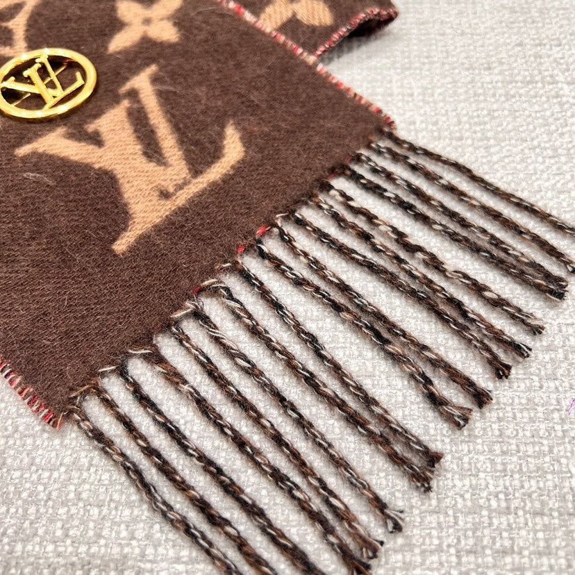 Louis Vuitton Scarf - 947000653 - Photo 8