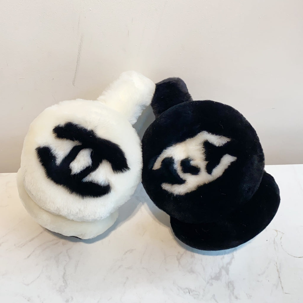 Chanel Logo Detail Earmuffs - 1005772254 - Photo 8