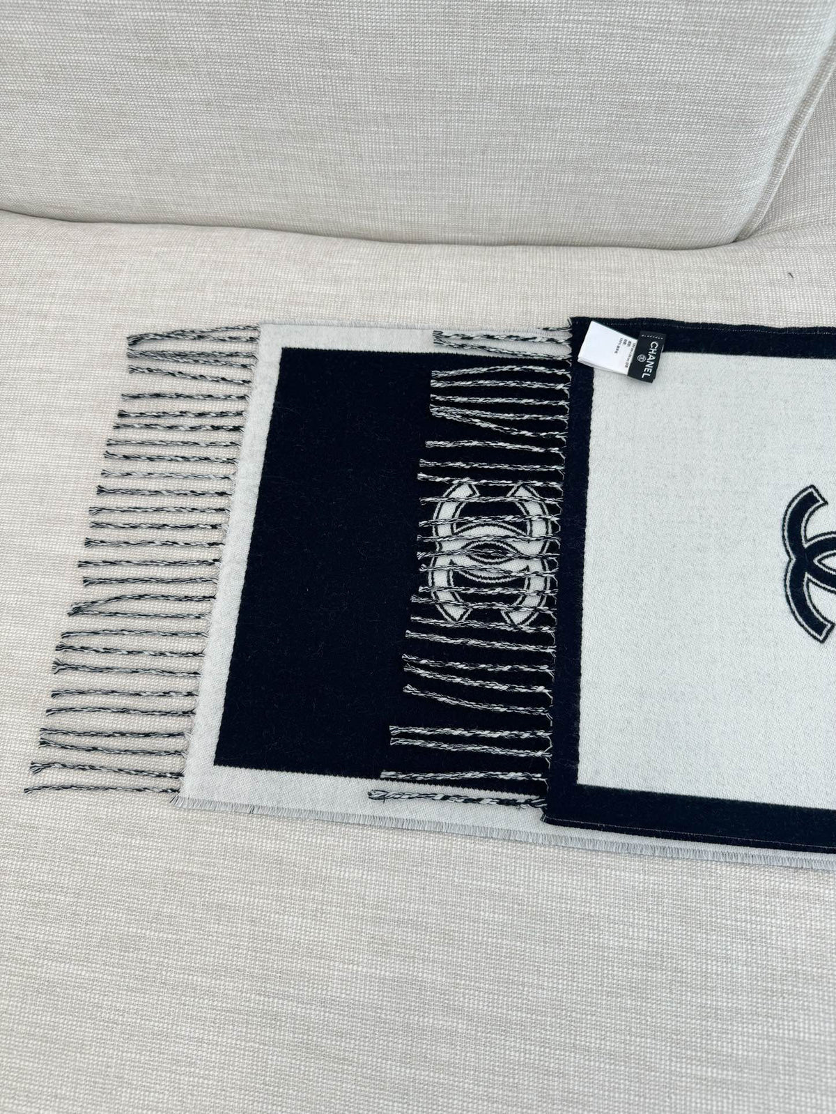 Chanel Colorblock Scarf - 973282892 - Photo 8