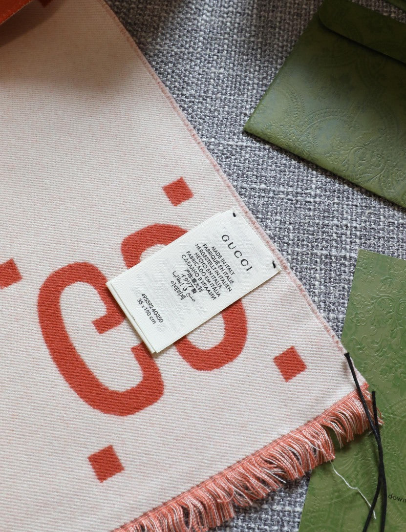 Gucci Scarf - 945376724 - Photo 8