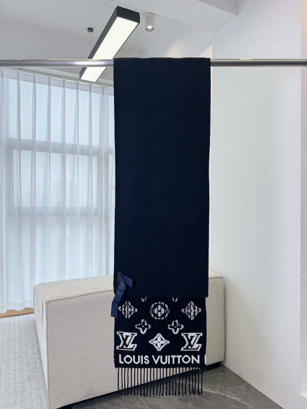 Louis Vuitton Colorblock Scarf - 957361504 - Photo 8
