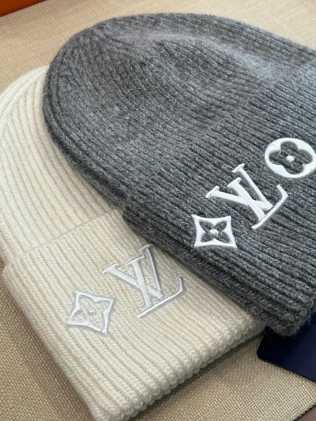 Louis Vuitton Knit Beanie - 1107213008 - Photo 9