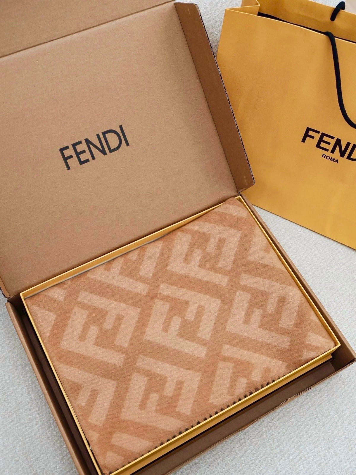 Fendi Logo Detail Scarf - 1245372577 - Photo 9