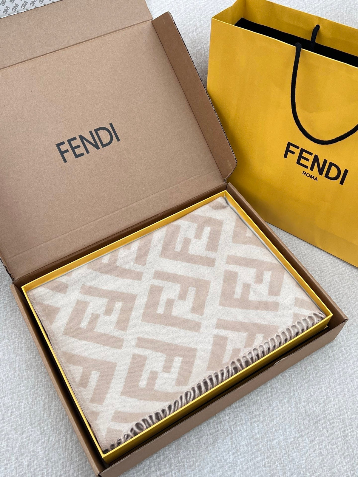 Fendi Logo Detail Scarf - 1245371961 - Photo 9