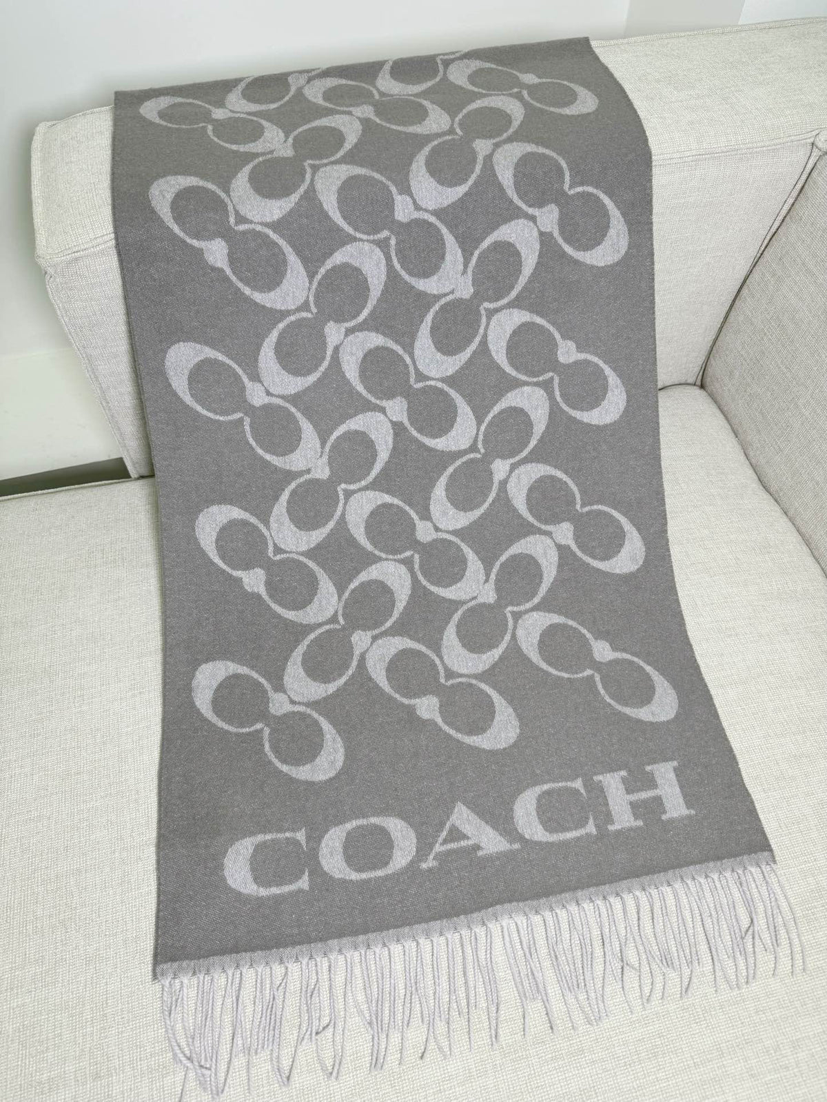 Coach Logo Detail Scarf - 973282533 - Photo 9