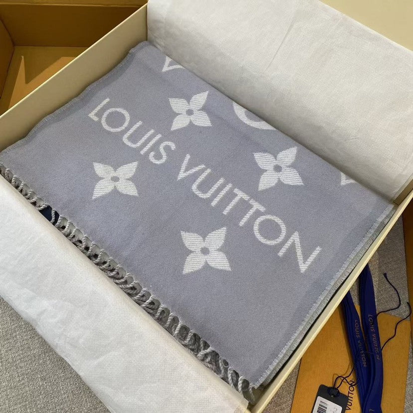 Louis Vuitton Logo Detail Scarf - 945448419 - Photo 9