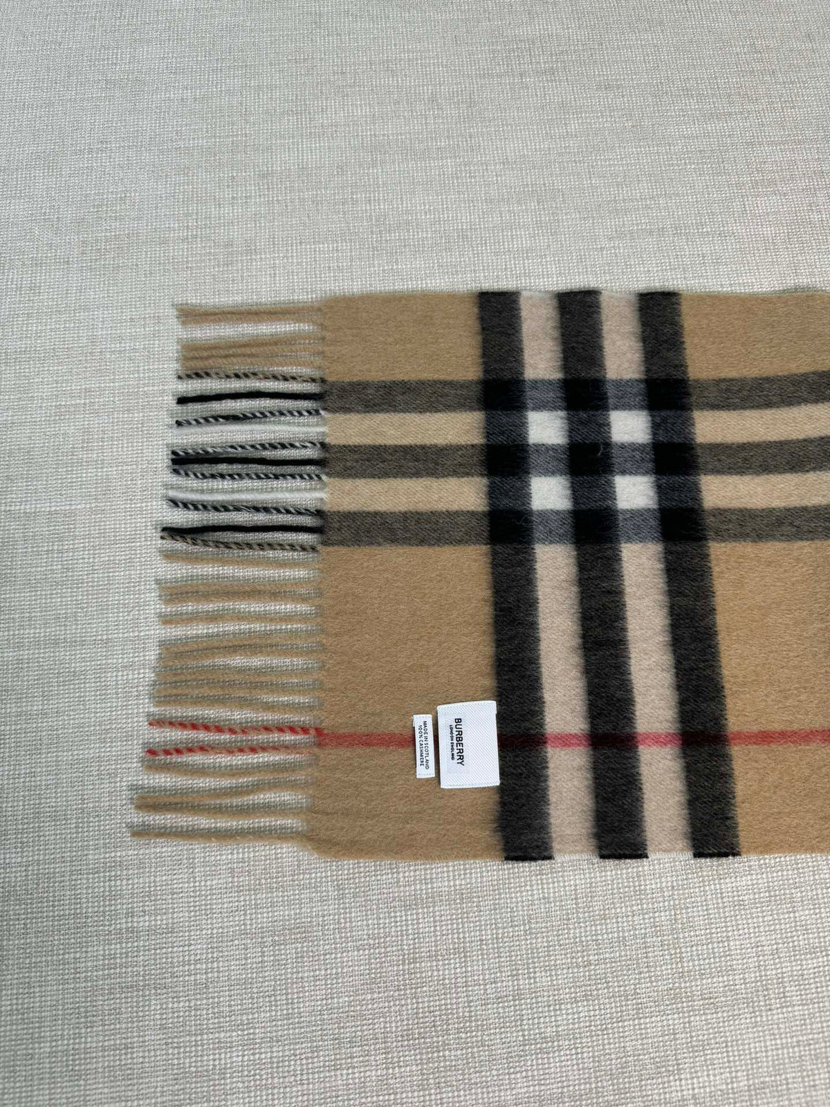 Burberry Check Pattern Scarf - 973282107 - Photo 9