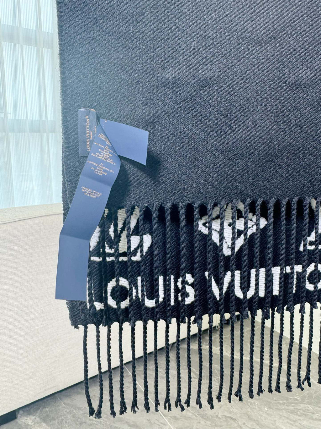 Louis Vuitton Colorblock Scarf - 957361504 - Photo 9