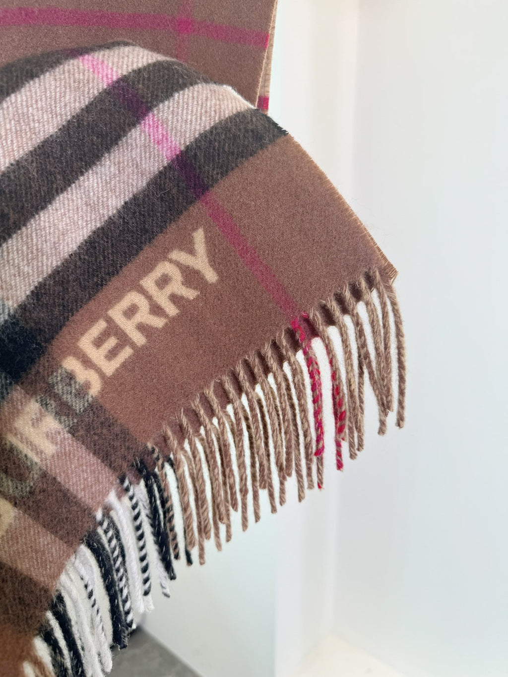 Burberry Check Pattern Colorblock Scarf - 973645013 - Photo 9