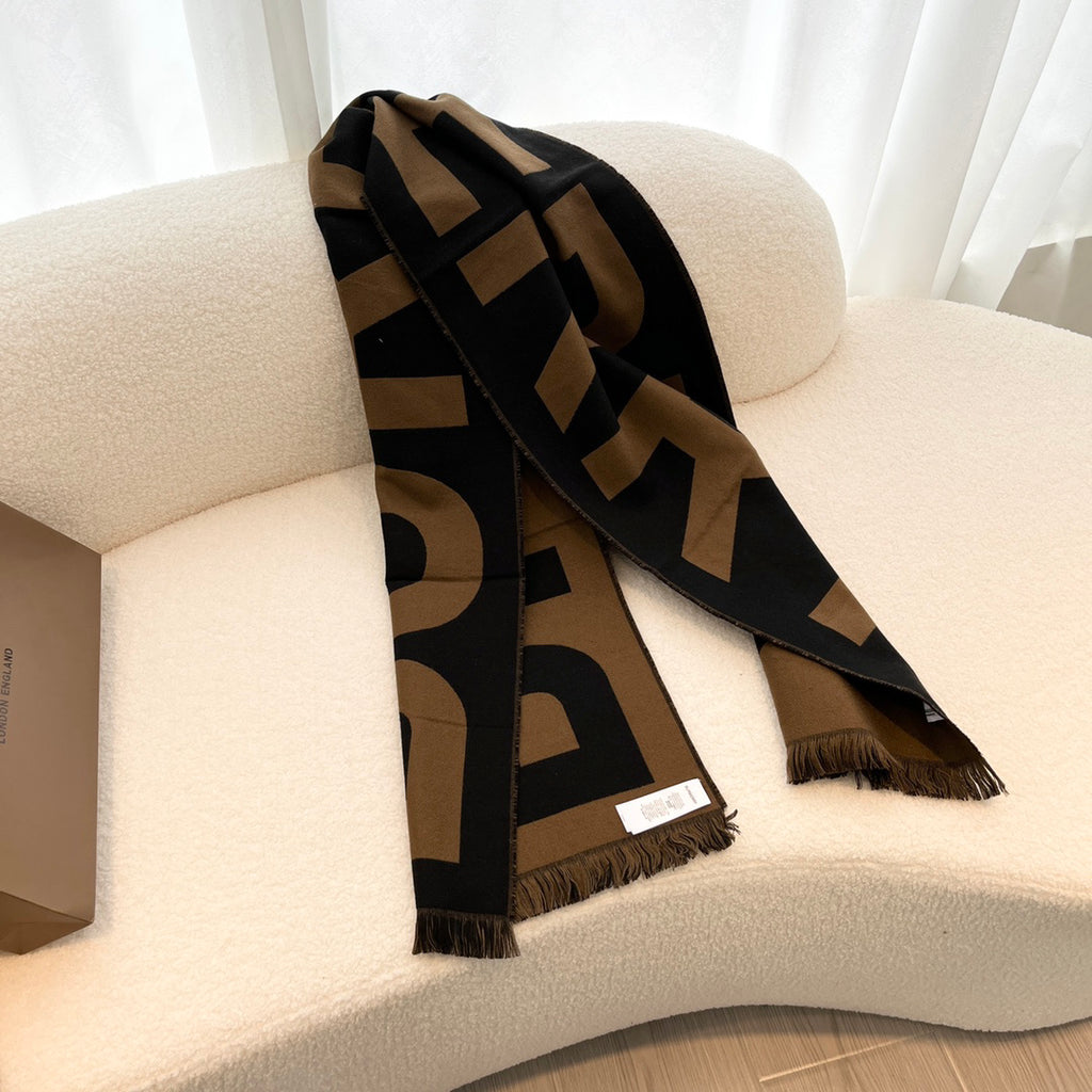 Burberry Logo Detail Scarf - 975220361 - Photo 9