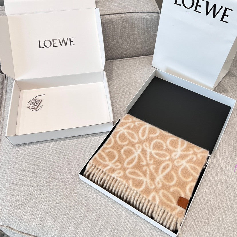 Loewe Jacquard Logo Detail Scarf - 945558372 - Photo 9