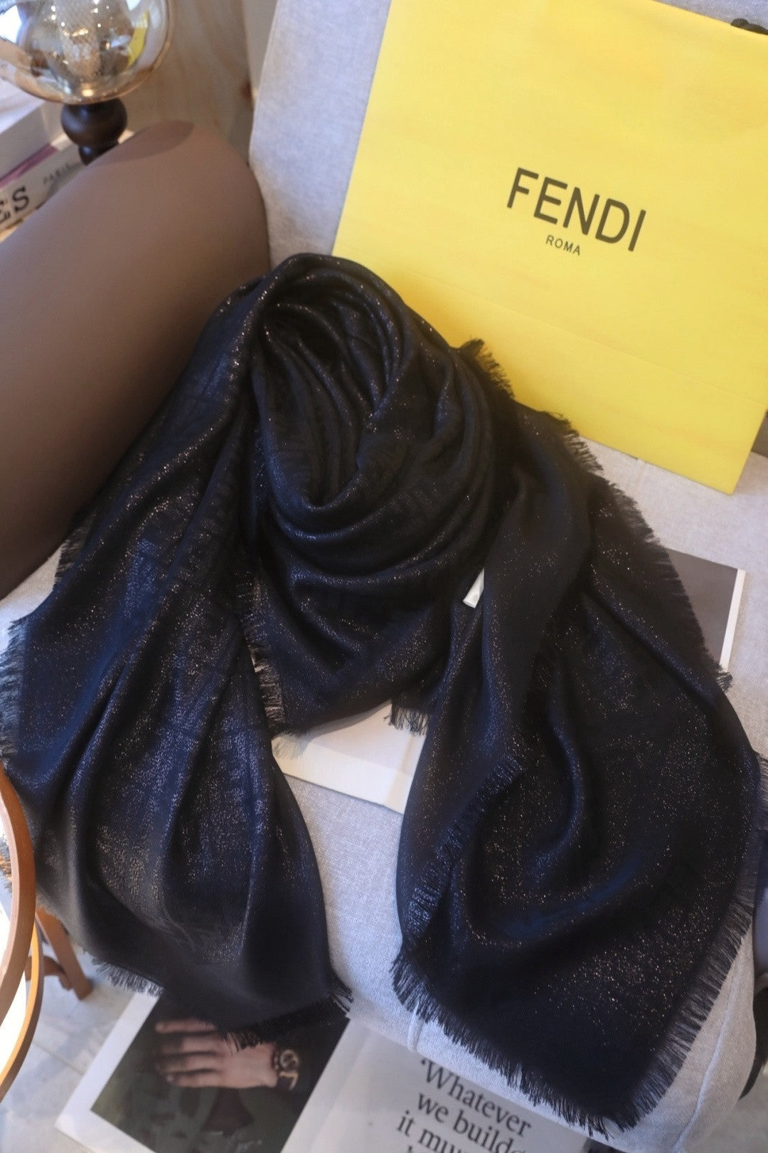 Fendi Jacquard Logo Detail Square Scarf - 1245374692 - Photo 9