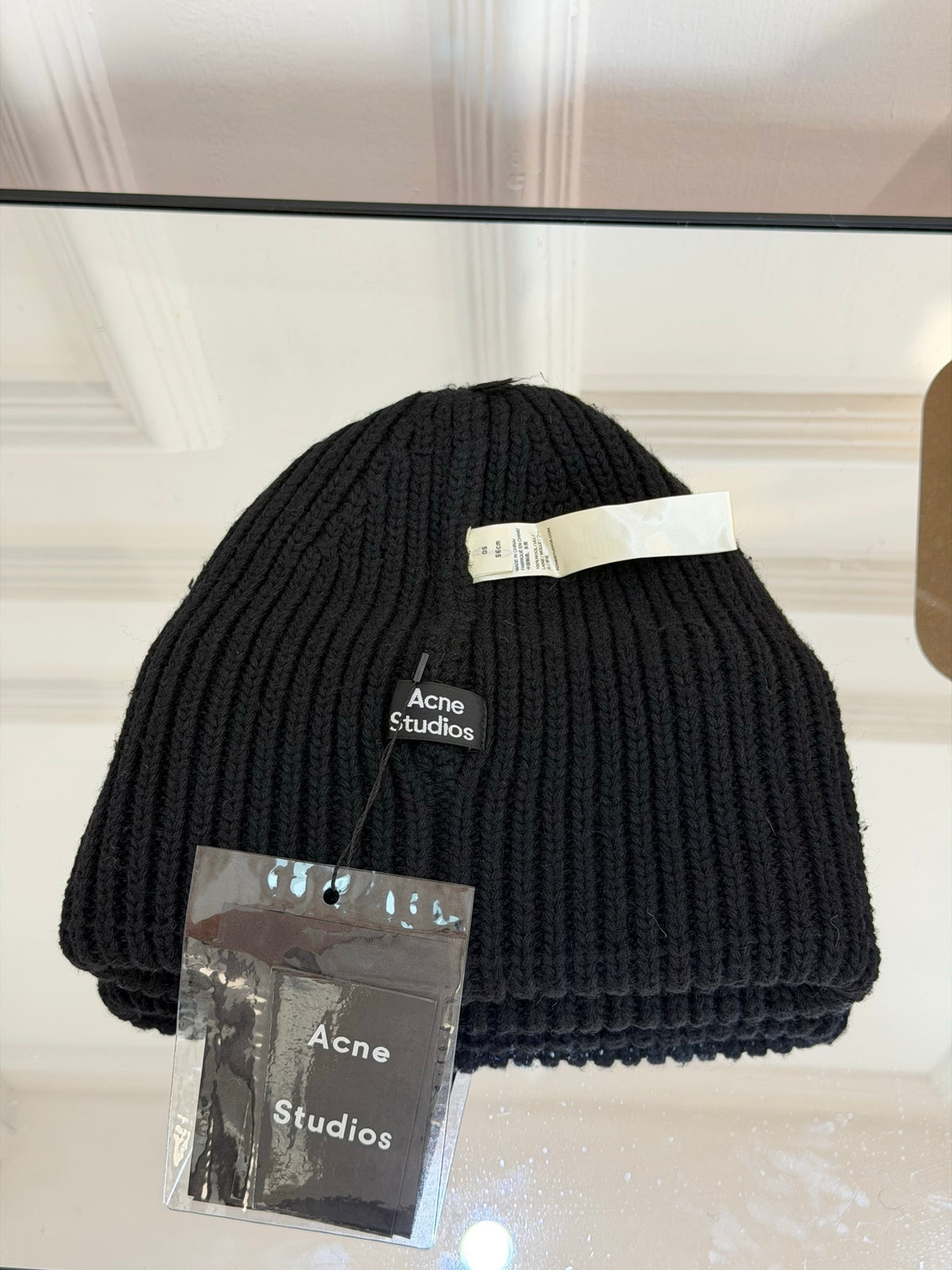 Acne Studios Logo Detail Knit Beanie - 1243996916 - Photo 9